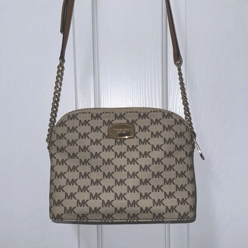 Michael Kors chain and leather strap cross body bag